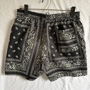 Bandana Black & White Paisley Elastic Waist Shorts